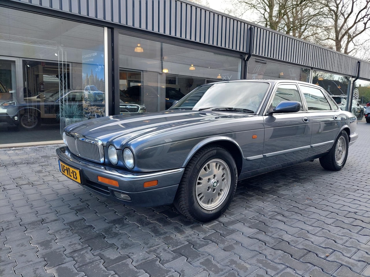 Jaguar Sovereign - 4.0 Sovereign 123.000KM!!!! Origineel NL Cruise Clima Leer Electrisch verstelbare stoel 16 - AutoWereld.nl