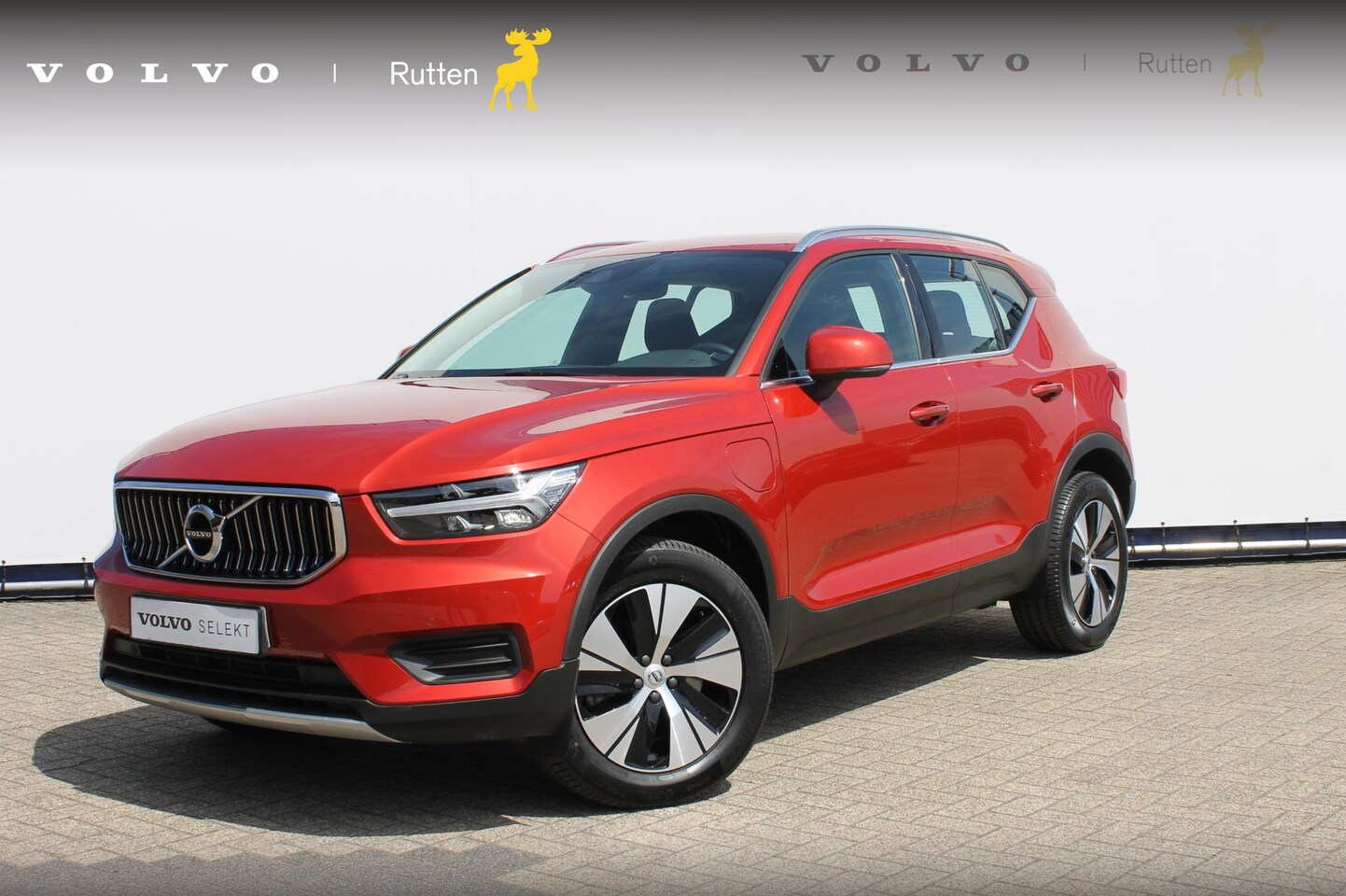 Volvo XC40 - T4 211PK Automaat Recharge Inscription Expression Road Sign Information / Cruise Control / - AutoWereld.nl