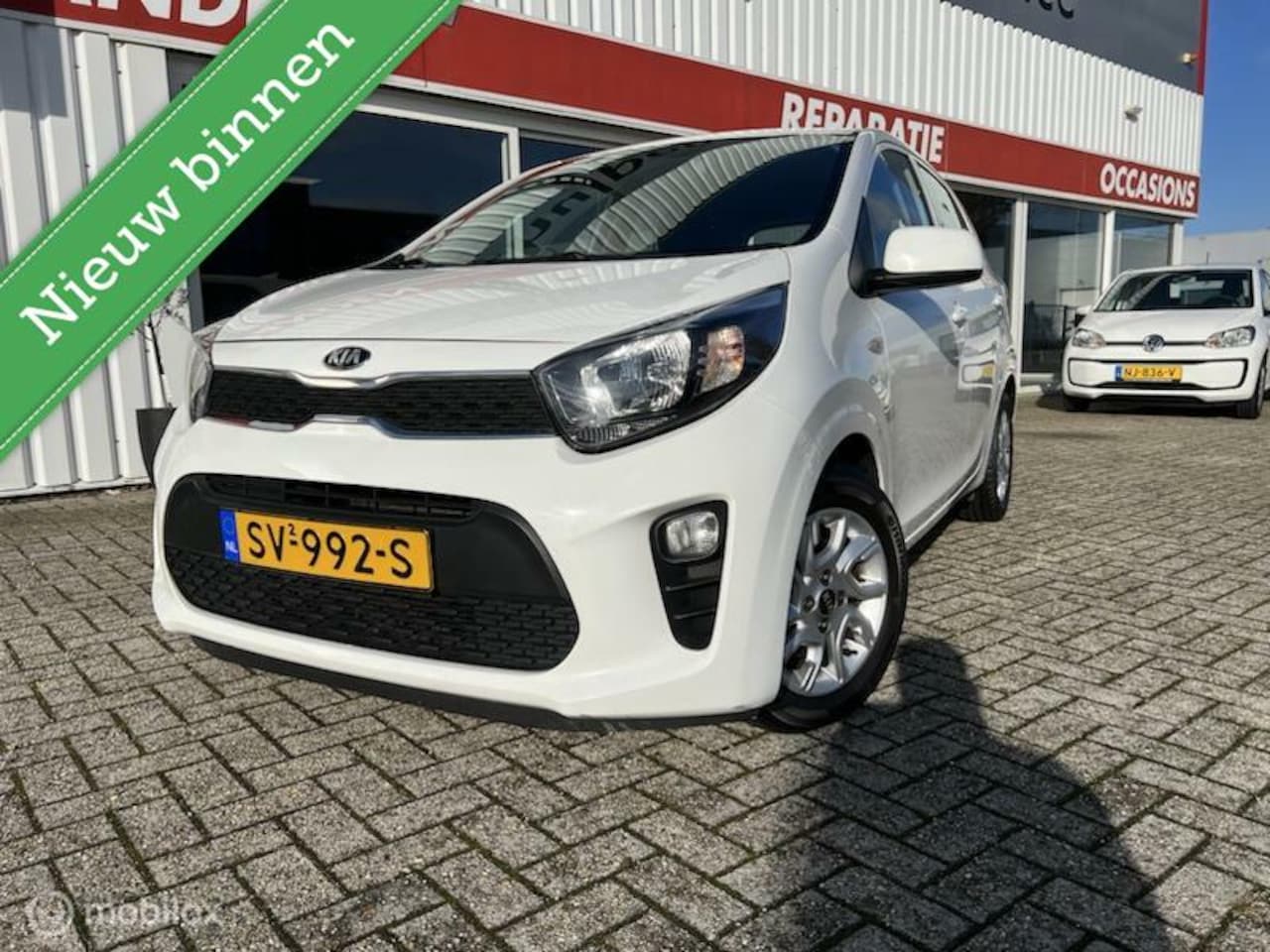 Kia Picanto - 1.0 CVVT ComfortPlusLine Navigator 1.0 CVVT ComfortPlusLine Navigator - AutoWereld.nl