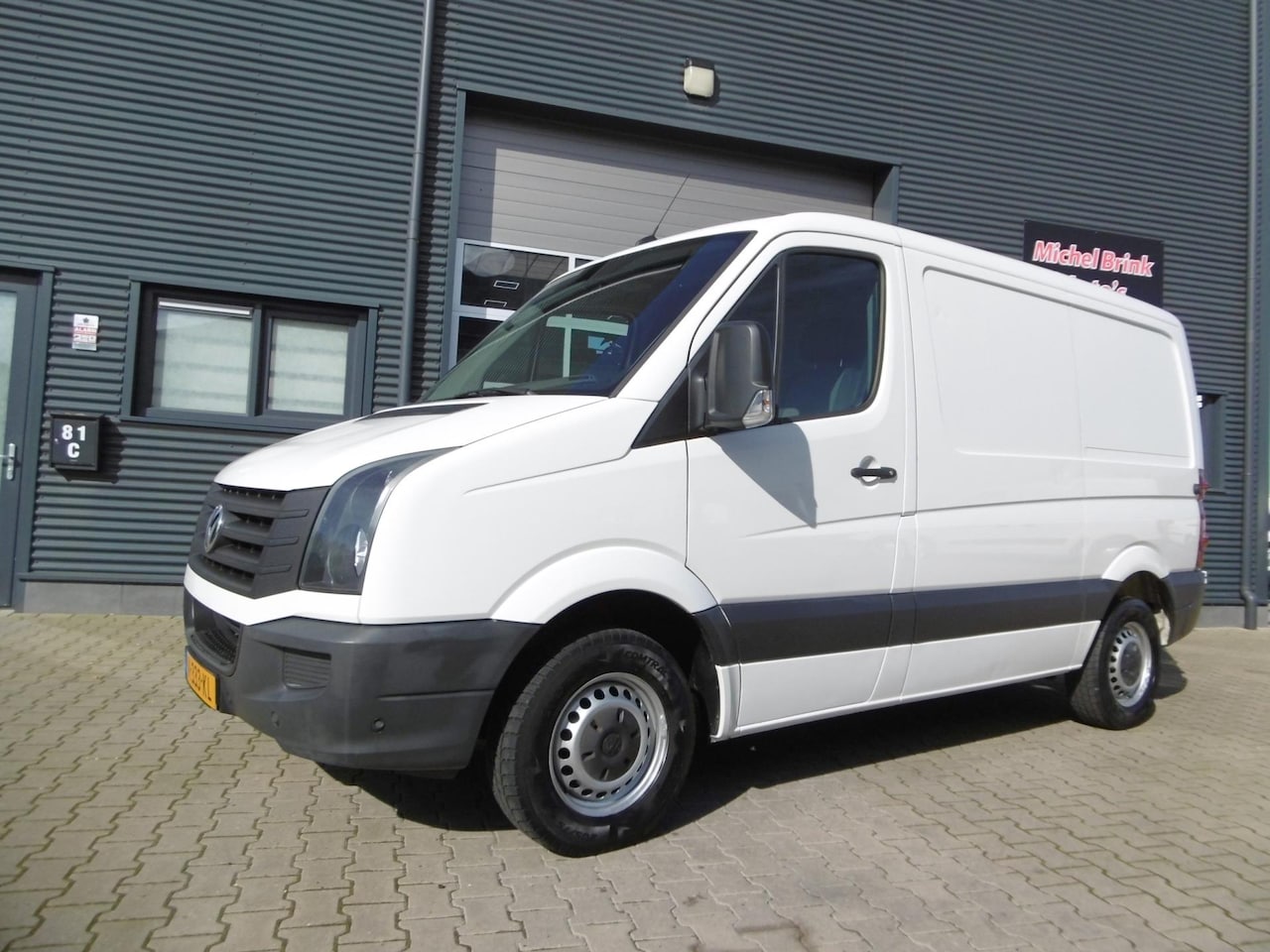 Volkswagen Crafter - 30 2.0 TDI L1H1 Airco Cruise Control Navi - AutoWereld.nl