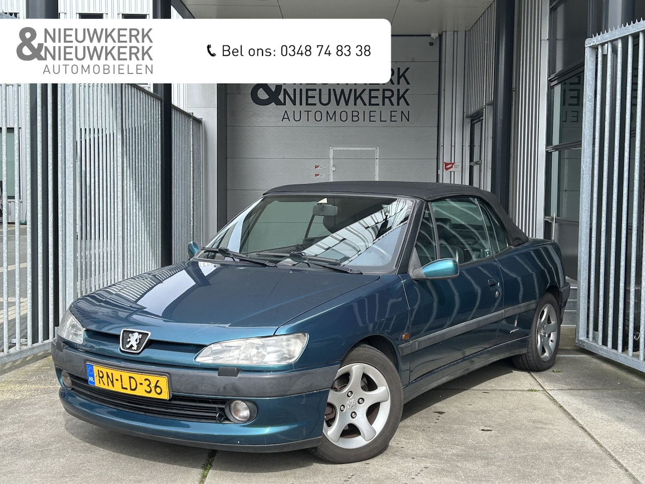 Peugeot 306 Cabriolet - 2.0-16V | LEDER | TREKHAAK | STOELVERWARMING | LMV - AutoWereld.nl