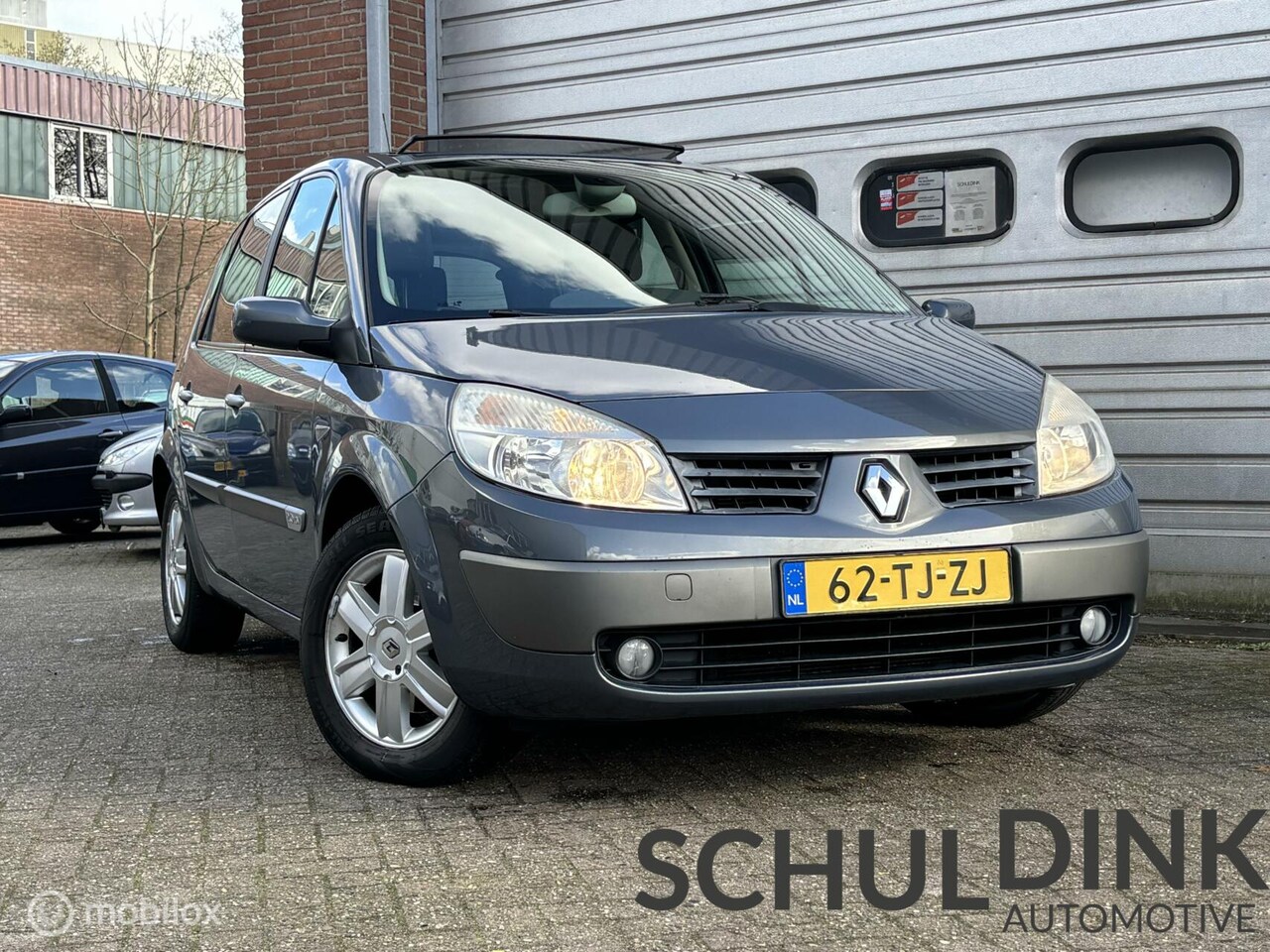 Renault Scénic - 2.0-16V Tech Line HOGE INSTAP|AIRCO|PANODAK - AutoWereld.nl