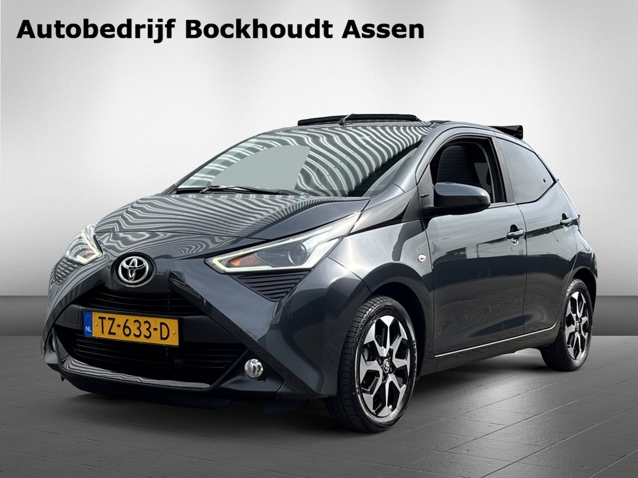 Toyota Aygo - 1.0 VVT-i x-joy | Cabriodak | Navigatie | Climate Control - AutoWereld.nl