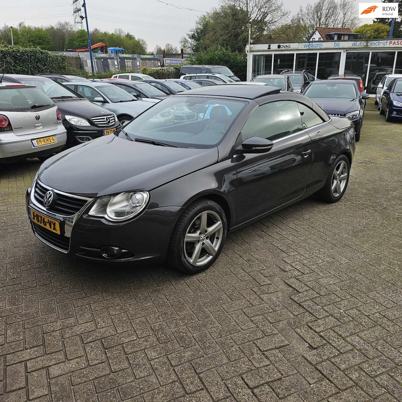 Volkswagen Eos - 1.4 TSI 1.4 TSI, Parkeersensor, Achteruitrij camera, Lederenbek. - AutoWereld.nl