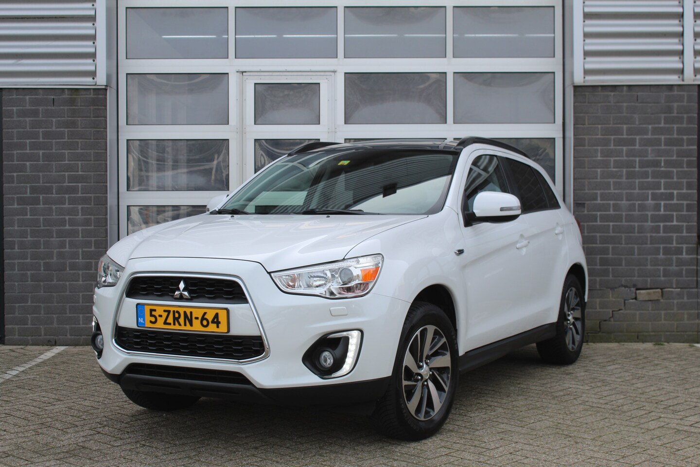 Mitsubishi ASX - 1.6 Cleartec Intense+ / Camera / Xenon / Trekhaak / N.A.P. - AutoWereld.nl