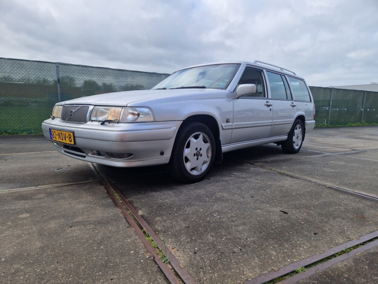 Volvo V90 - 3.0 6 cilinder 180pk - AutoWereld.nl