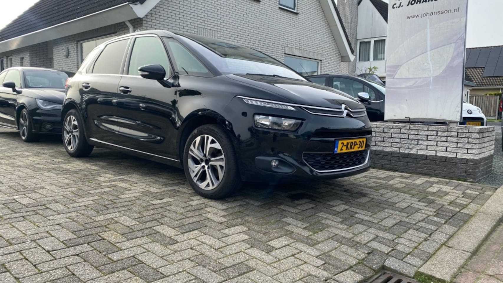 Citroën C4 Picasso - 1.6 VTi Intensive 1.6 VTI Intensive - AutoWereld.nl