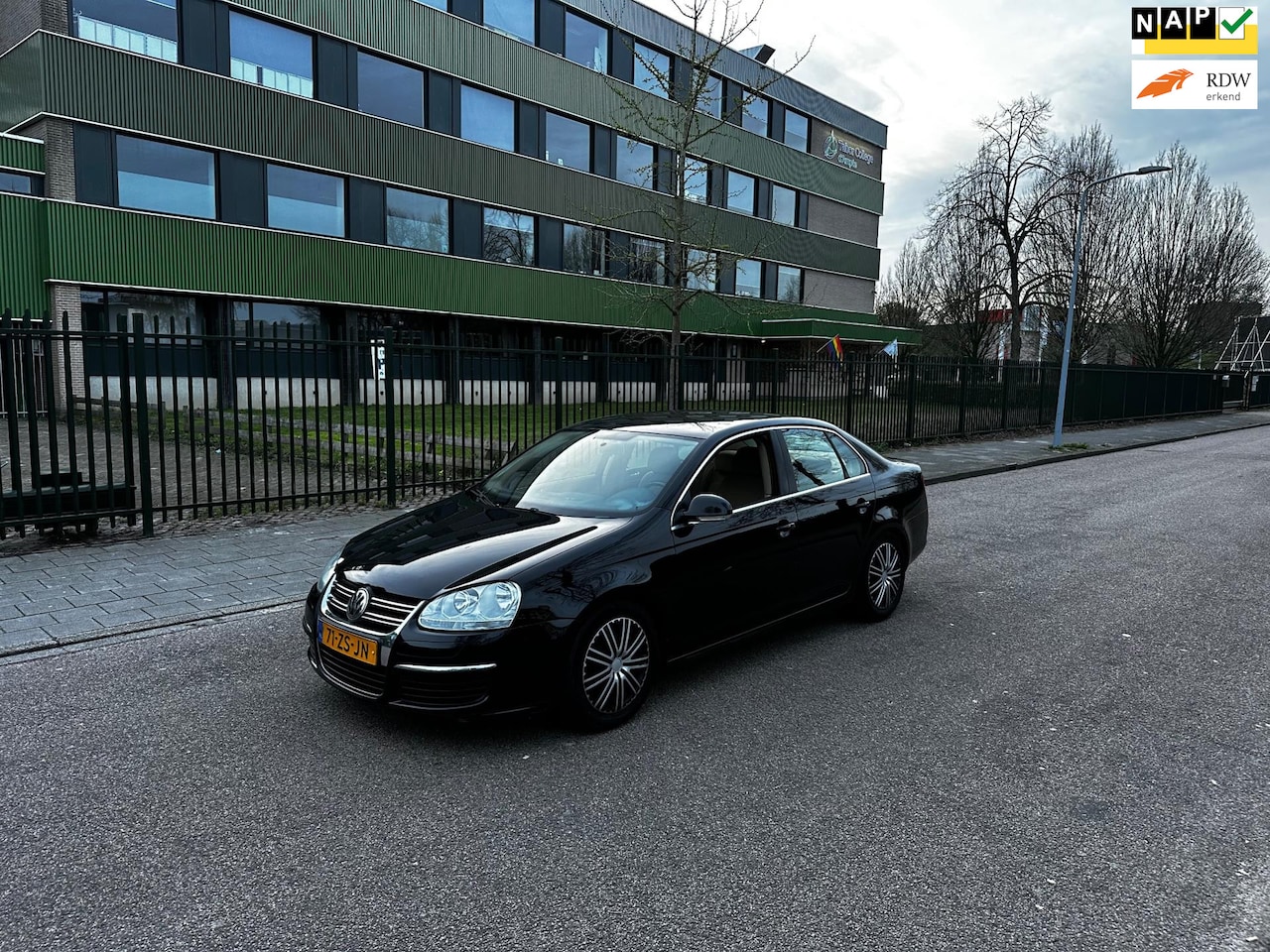 Volkswagen Jetta - 1.4 TSI Comfortline Business Clima.Clima.Navi - AutoWereld.nl