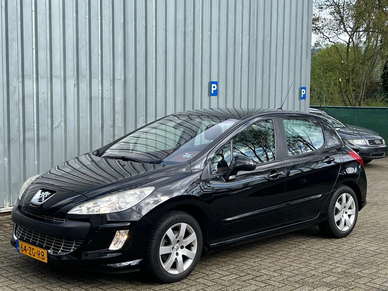 Peugeot 308 - 1.6 THP XT Automaat / Leder / Navi / NAP - Uitzonderlijk mooi! - AutoWereld.nl