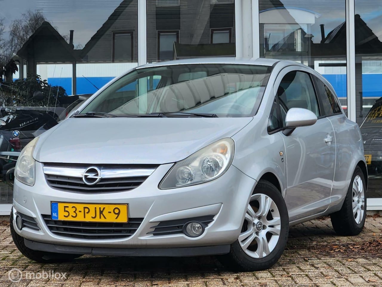 Opel Corsa - 1.3 CDTi EcoFlex S/S Cosmo *Nieuwe APK* Trekhaak - AutoWereld.nl