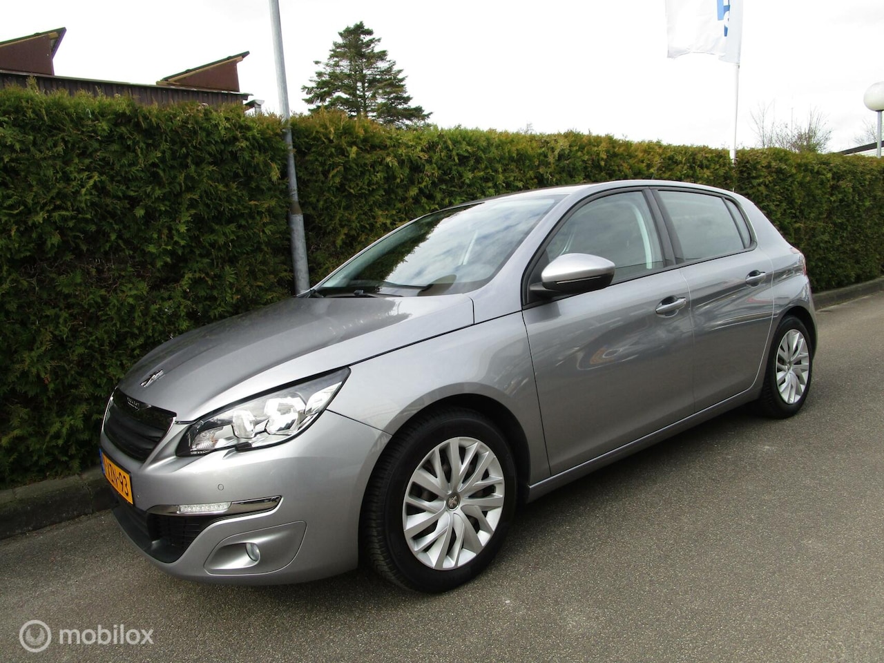 Peugeot 308 - 1.6 THP Active - ECC - PDC - 1400 KG TREKGEWICHT - AutoWereld.nl