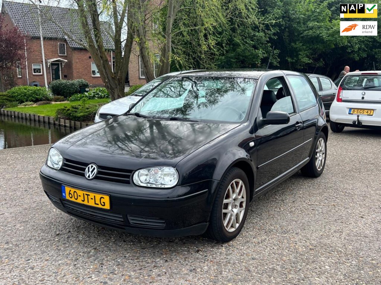 Volkswagen Golf - 2.3 V5 Highline 2.3 V5 Highline - AutoWereld.nl