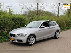 BMW 1-serie - 116i Upgrade Edition *Leer *Xenon *Navi