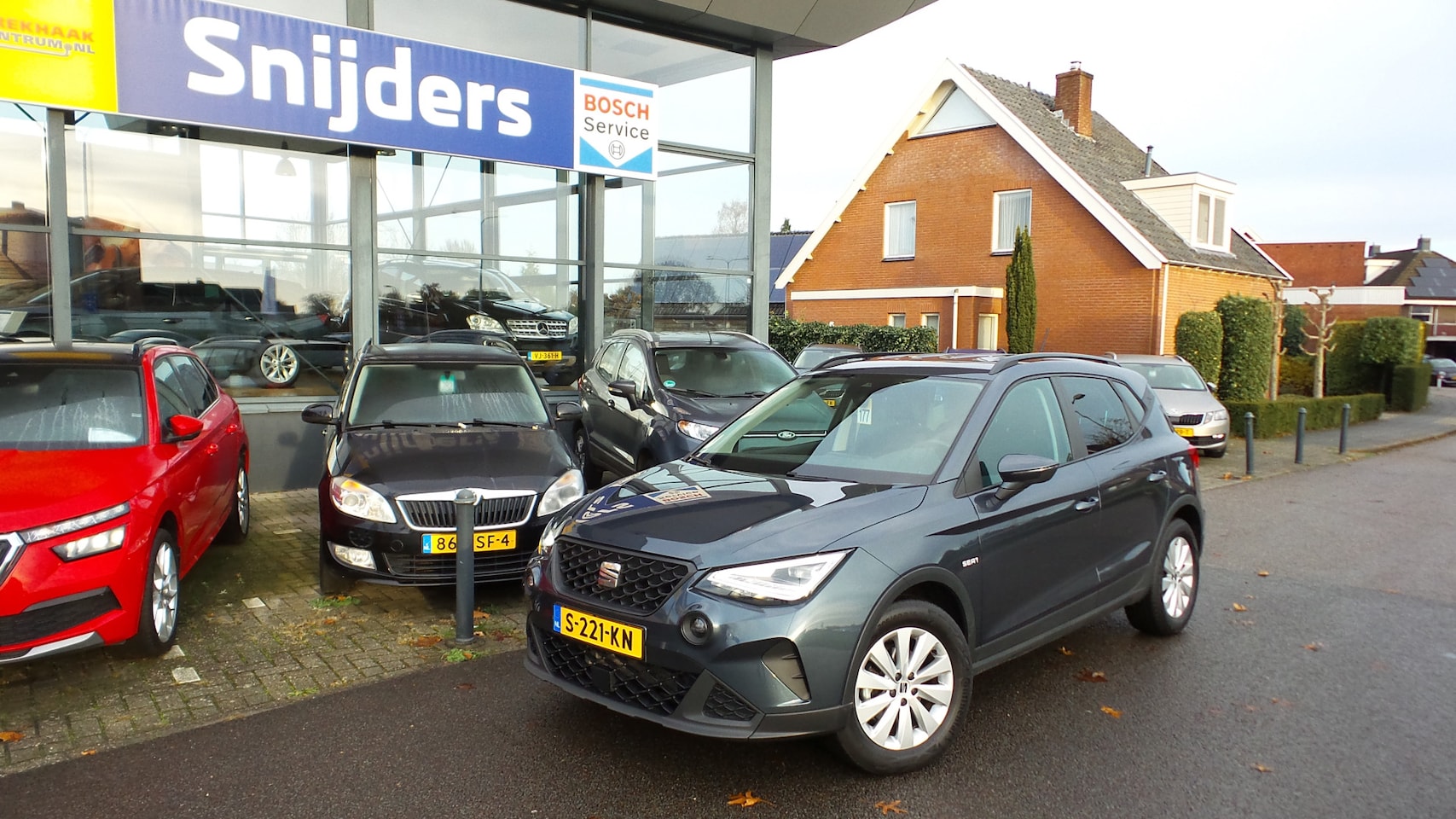 Seat Arona - 1.0 TSI Style Sport NAVI/PDC/CLIMA - AutoWereld.nl