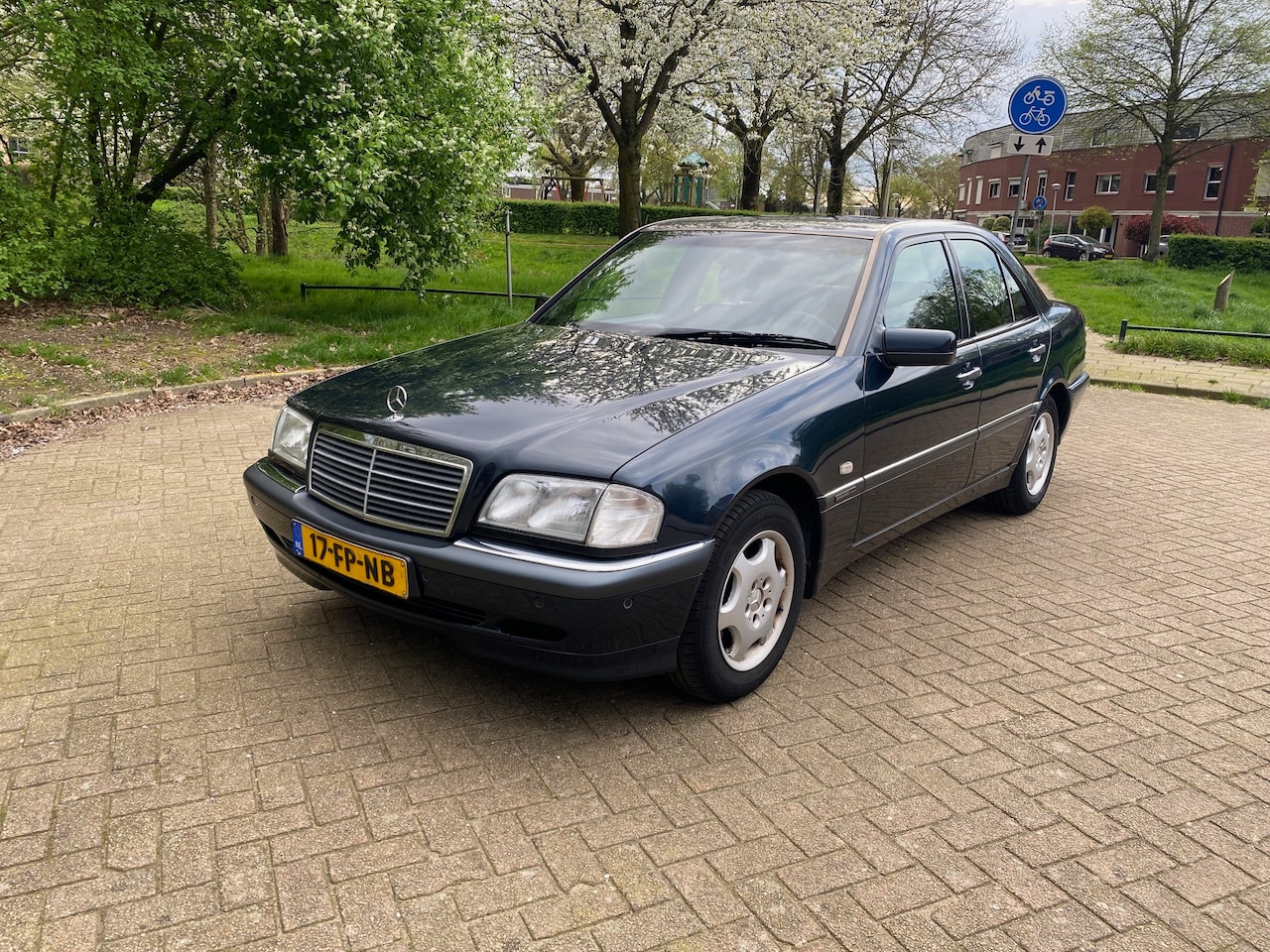 Mercedes-Benz C-klasse - 180 Elegance Selection uitvoering; origineel Nederlands - AutoWereld.nl