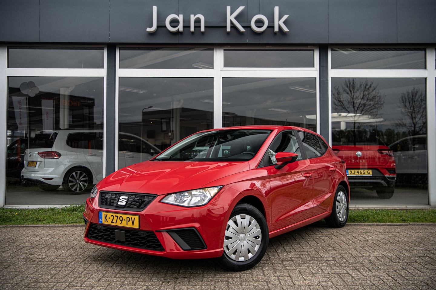 Seat Ibiza - 1.0 TSi 95 pk Style Business Intense | Navigatie | Parkeersensoren | Camera - AutoWereld.nl