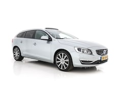 Volvo V60 - 2.4 D6 AWD Twin Engine Momentum Aut. *PANO | NAVI-FULLMAP | NAPPA-VOLLEDER | BI-XENON | CA