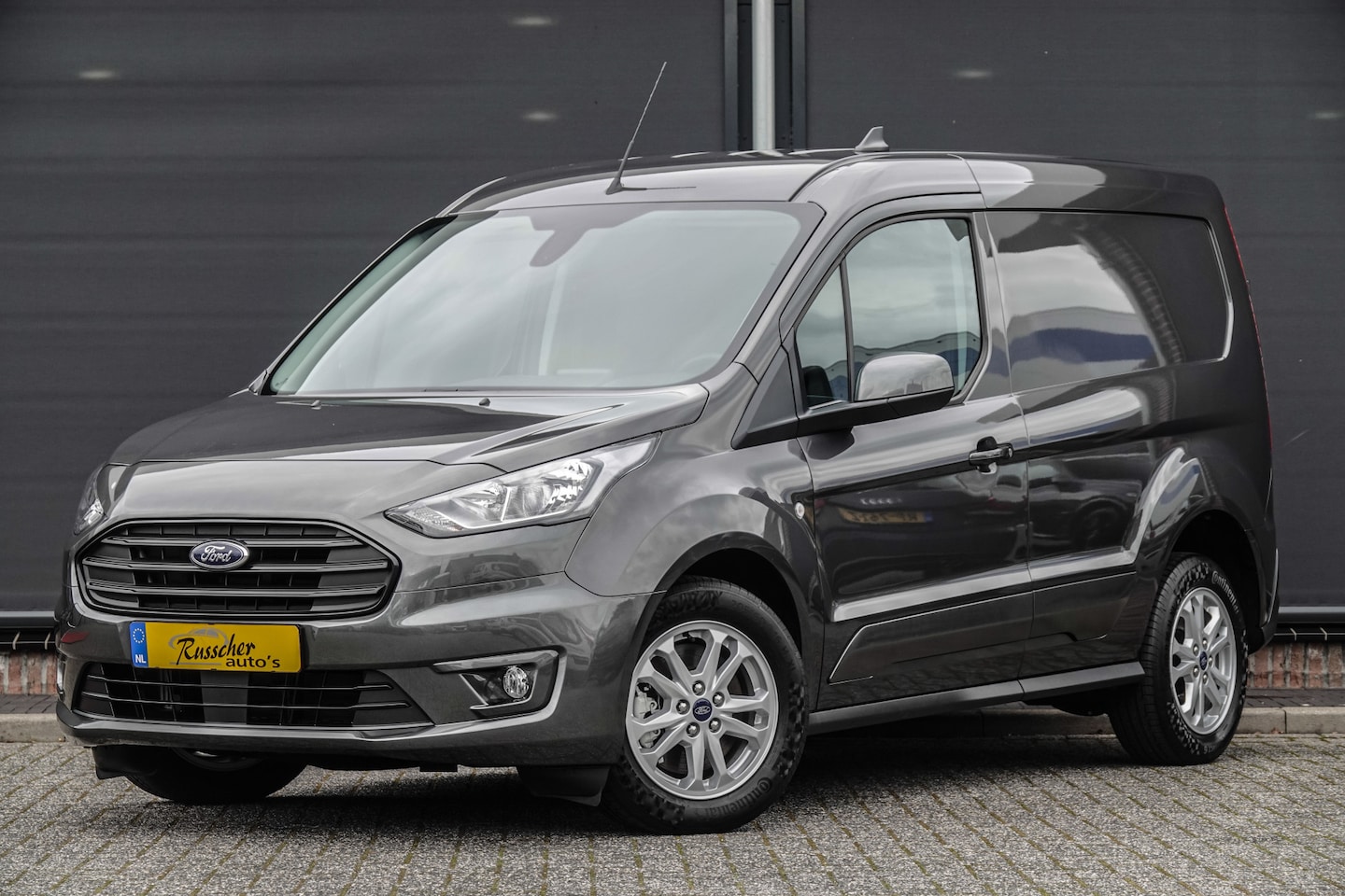 Ford Transit Connect - L1 | 1.5Tdci 100Pk | Limited | Magnetic Grey - AutoWereld.nl