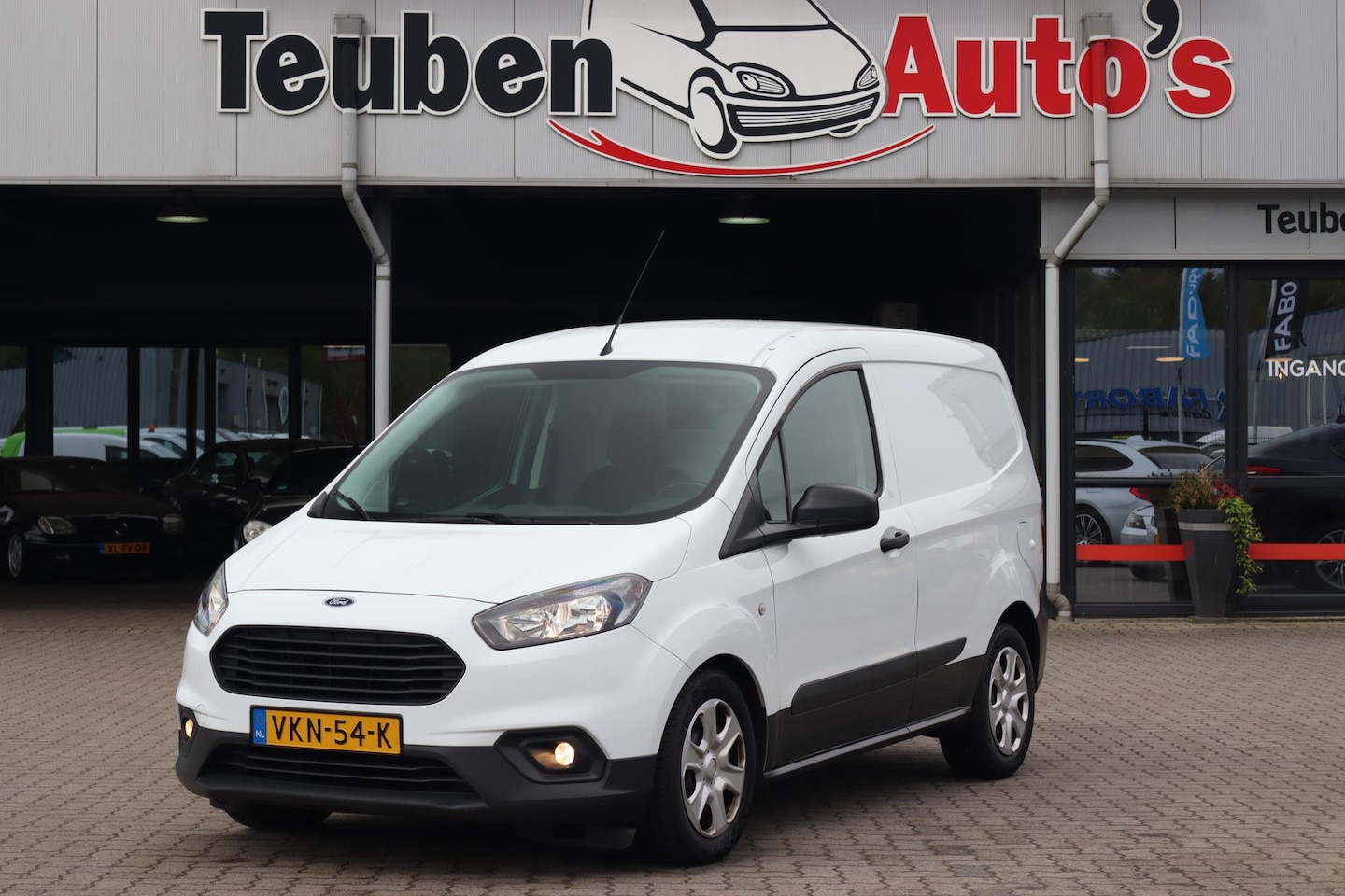 Ford Transit Courier - 1.5 TDCI Trend Duratorq S&S Verwarmde voorstoelen, Airco, Cruise control, Rechter zijdeur, - AutoWereld.nl