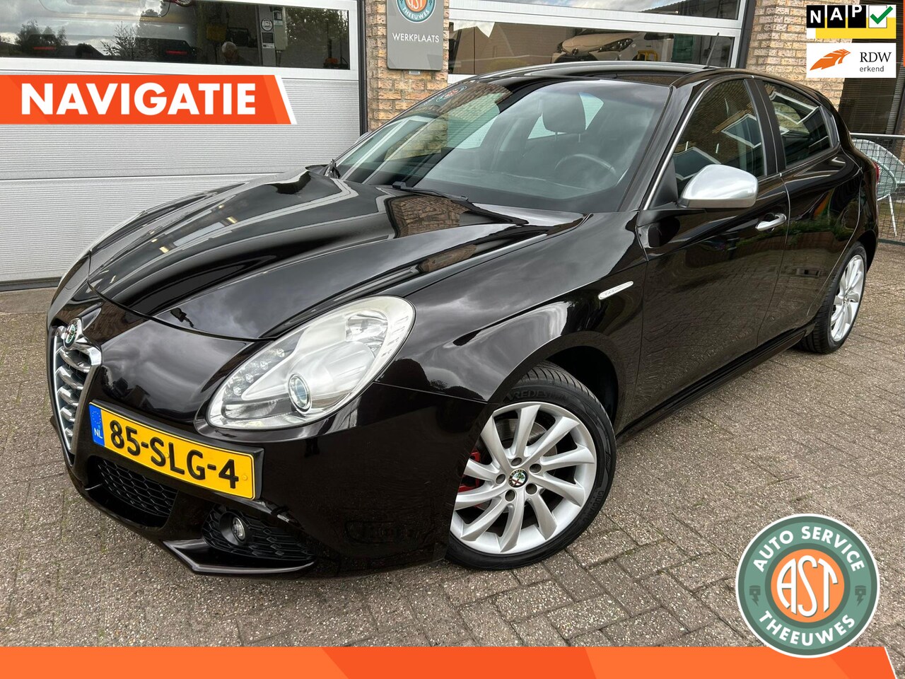 Alfa Romeo Giulietta - 1.4 T Distinctive NAVI|PDC|NL-AUTO - AutoWereld.nl