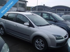 Ford Focus - 1.6 MET AIRCO AUTOMAAT