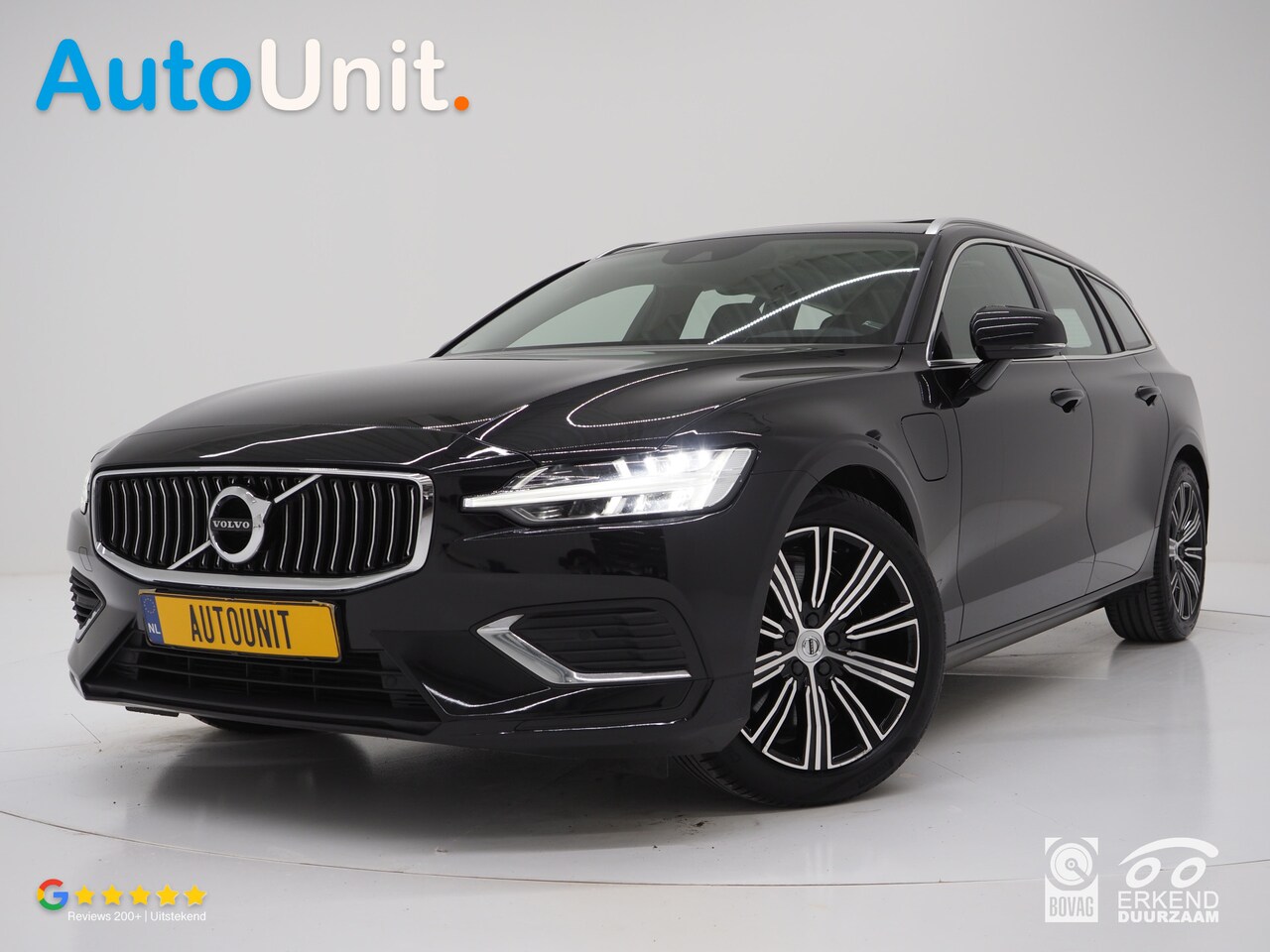 Volvo V60 - 2.0 T8 Recharge AWD Inscription | Panoramadak | Carplay | Leder | Standkachel - AutoWereld.nl