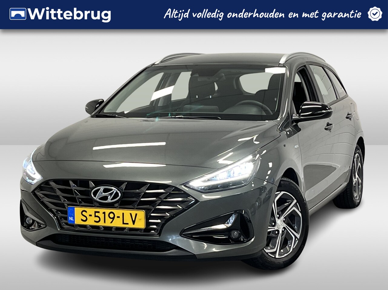 Hyundai i30 Wagon - 1.0 T-GDi MHEV Comfort Smart LED KOPLAMPEN | NAVIGATIE | PARKEERSENSOREN + CAMERA ACHTER | - AutoWereld.nl