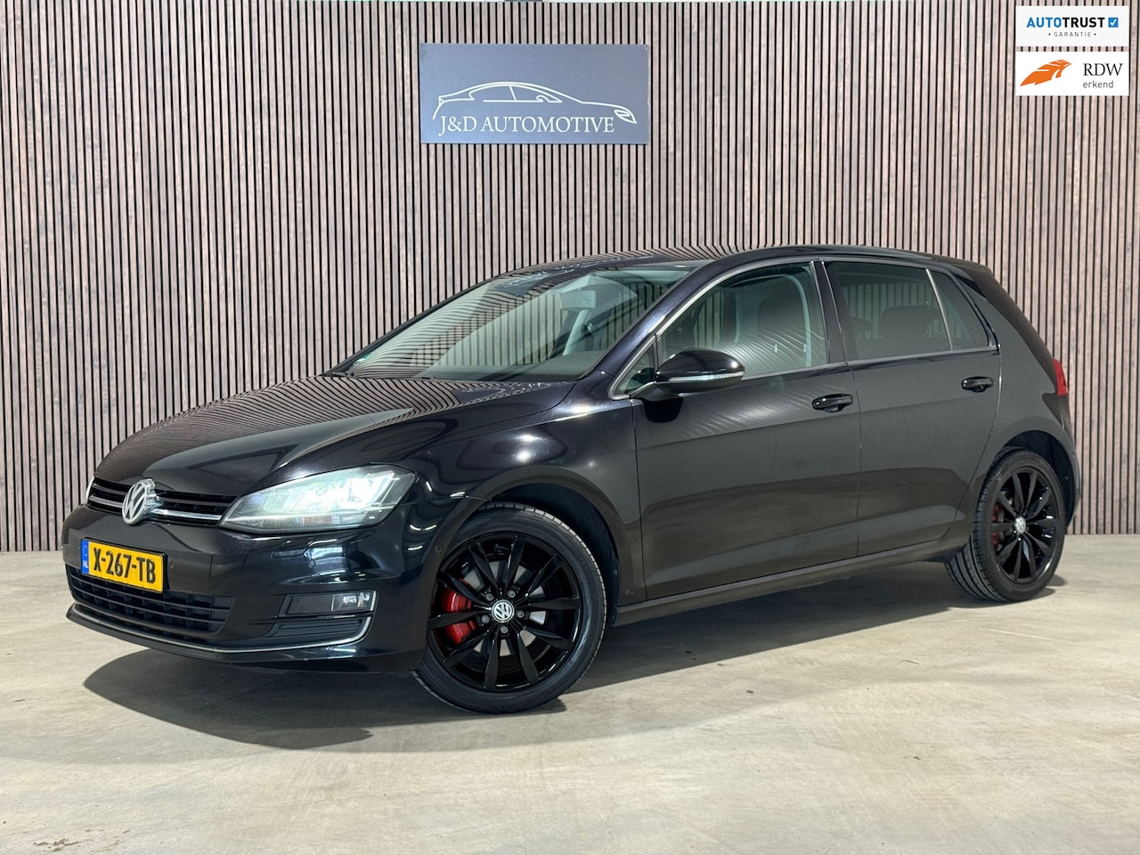 Volkswagen Golf - 1.4 TSI Highline 2013 XENON CRUISE CAMERA PDC - AutoWereld.nl