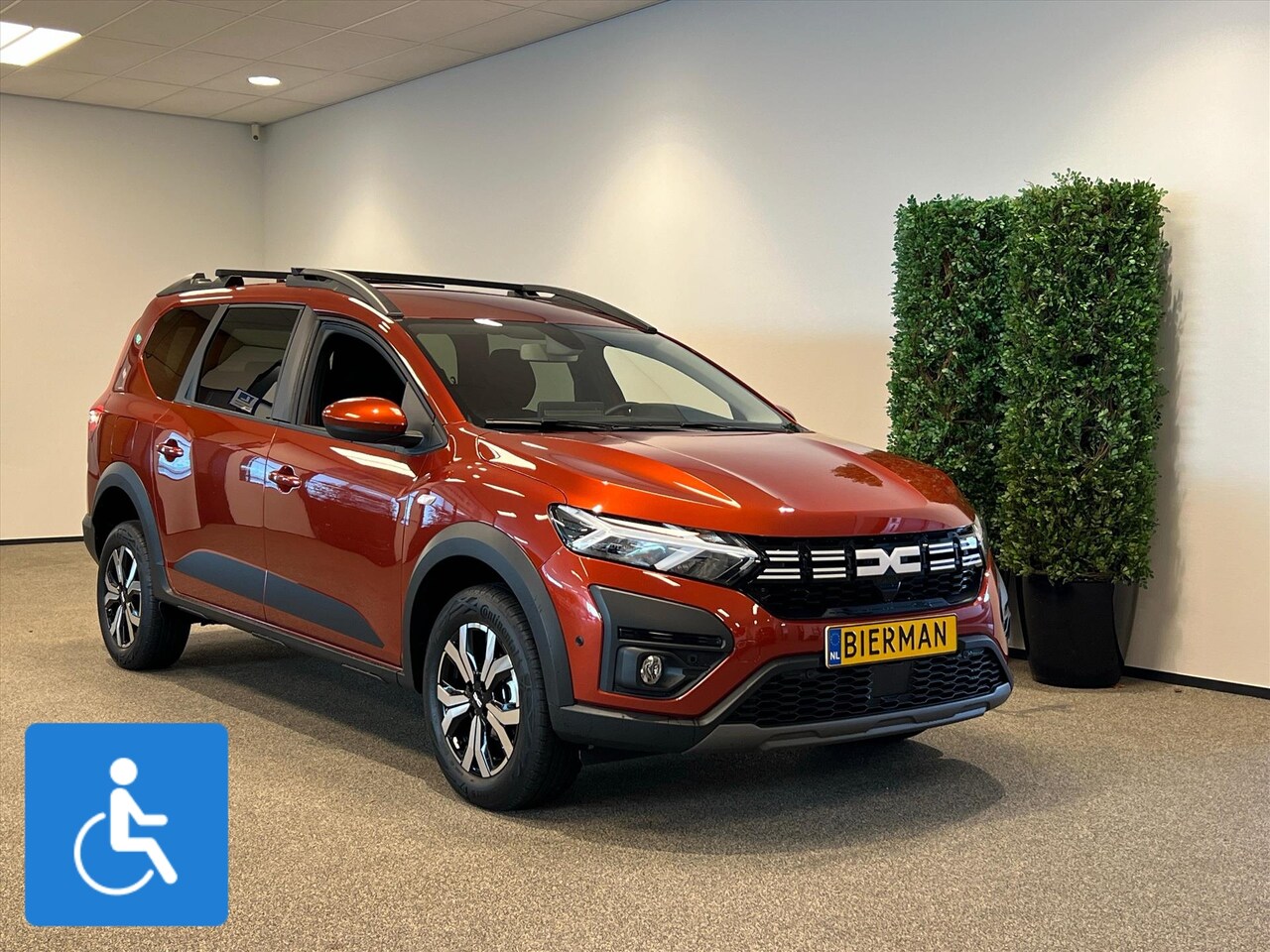 Dacia Jogger - Rolstoelauto (airco) 5+1 - AutoWereld.nl