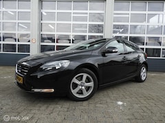 Volvo V40 - 1.6 T3 Momentum 150 PK