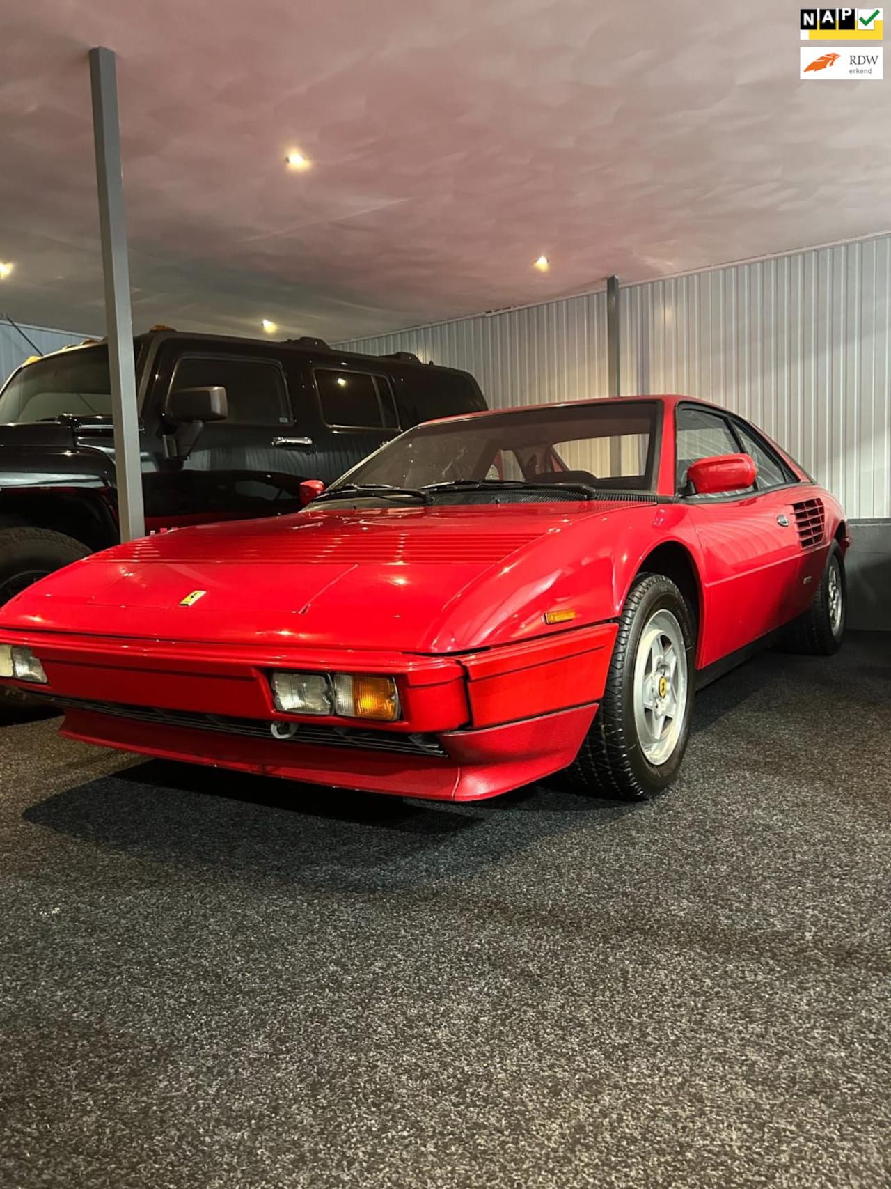 Ferrari Mondial - 8 2+2 nieuwe staat 1982 start lopen orginele km altijd binnen gestaan - AutoWereld.nl