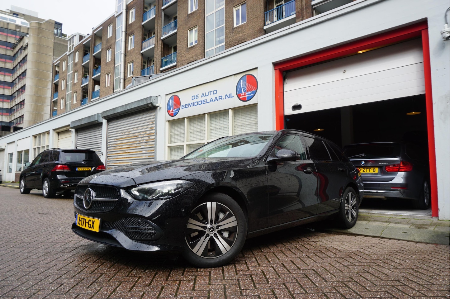 Mercedes-Benz C-klasse Estate - 300 e Luxury Line Limited PANO/SFEER/360/ADAPTIVE/LANE/ 15-3-2026 Junge Stern Garantie/ AP - AutoWereld.nl