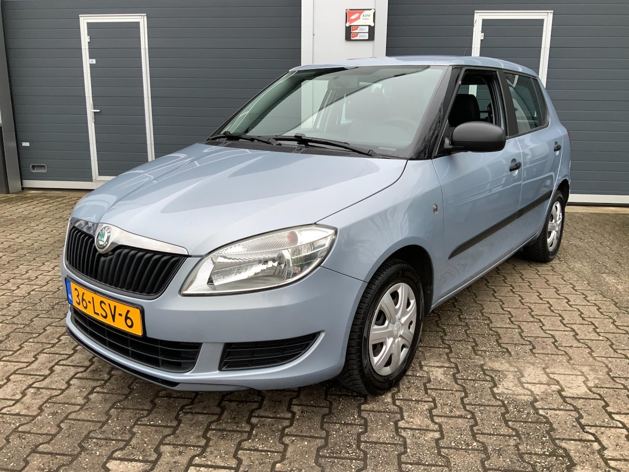 Skoda Fabia - 1.2 Go 5-DRS Airco APK 4-2025 - AutoWereld.nl