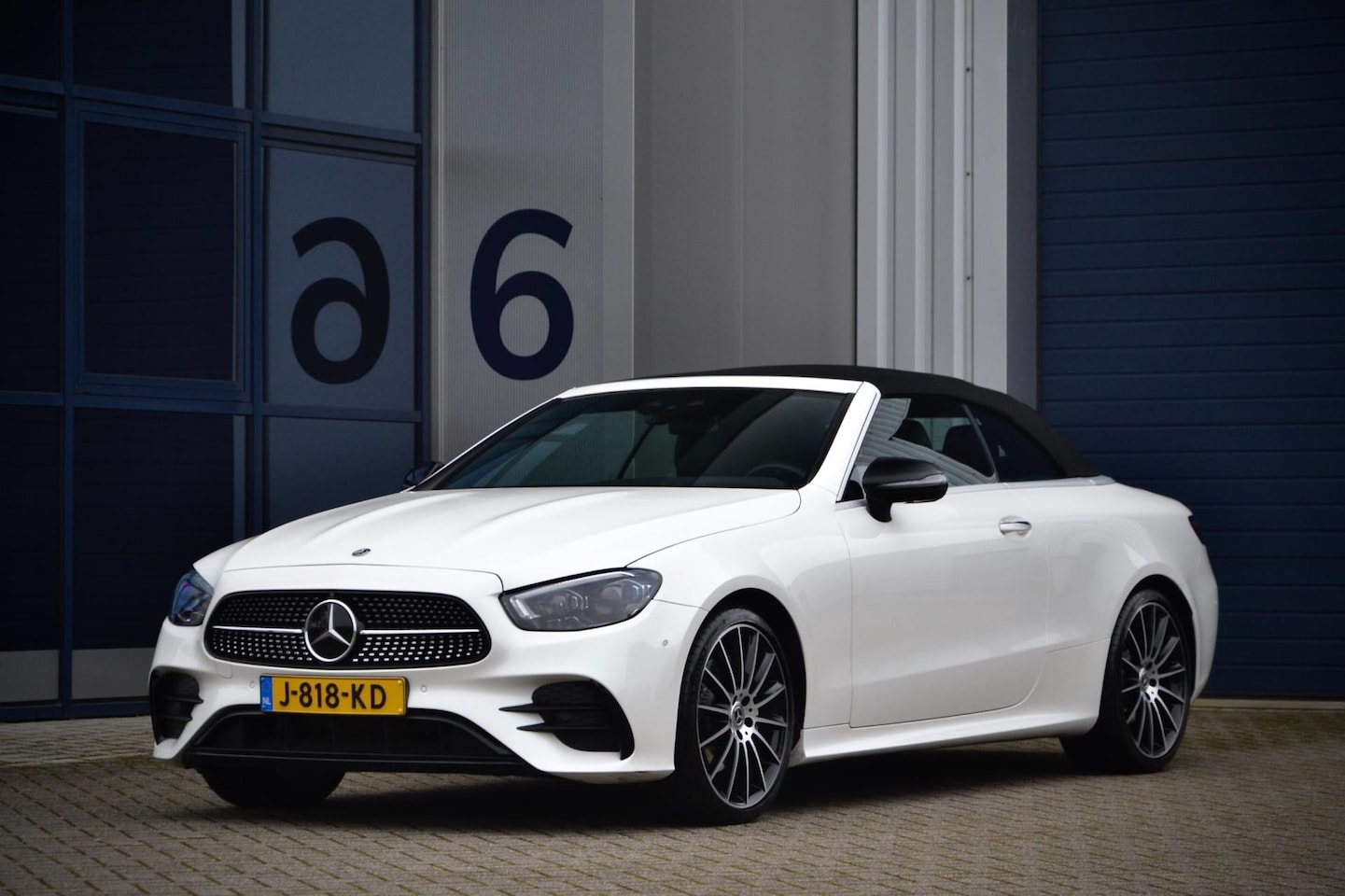 Mercedes-Benz E-klasse Cabrio - 200 AMG Line / NL Auto / 1e Eig. / Nw Model / Full Options!! - AutoWereld.nl