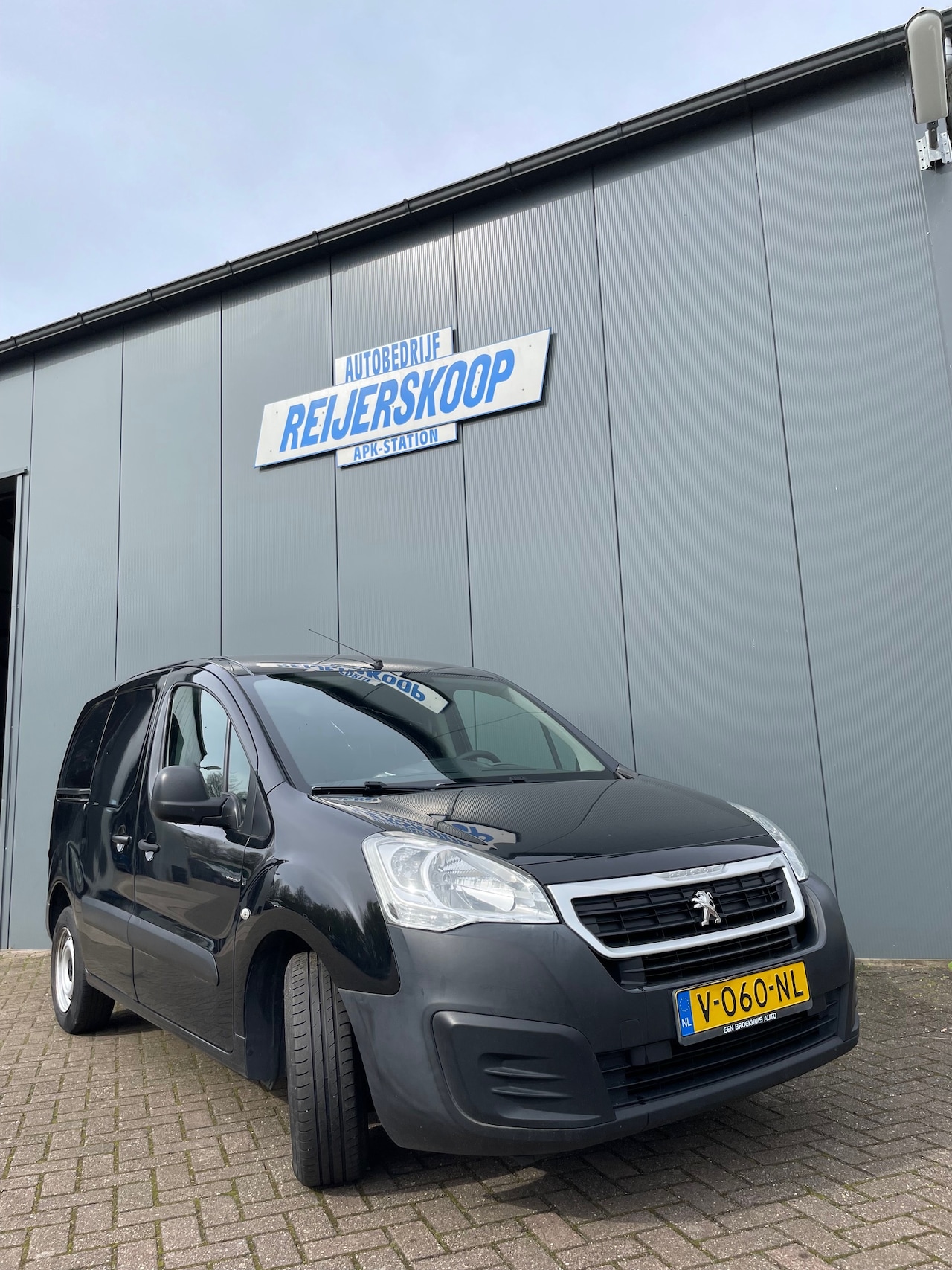 Peugeot Partner - 120 1.6 BlueHDi 75 L1 Profit+ - AutoWereld.nl