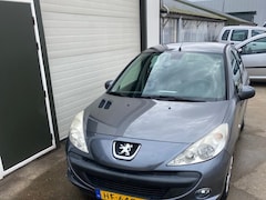 Peugeot 206 - 1.1 XR