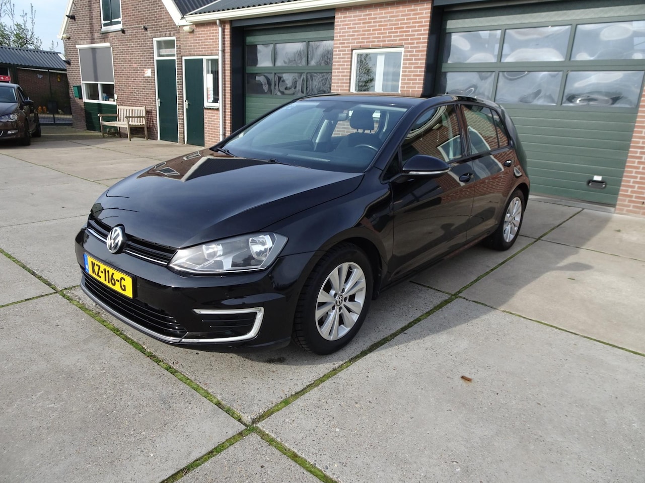 Volkswagen Golf - 1.0 TSI Connected Series 1.0 TSI Connected Series - AutoWereld.nl