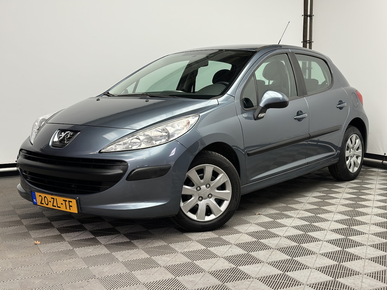 Peugeot 207 - 1.4 Cool 'n Blue 5-drs Airco Cruise 1e Eigenaar - AutoWereld.nl