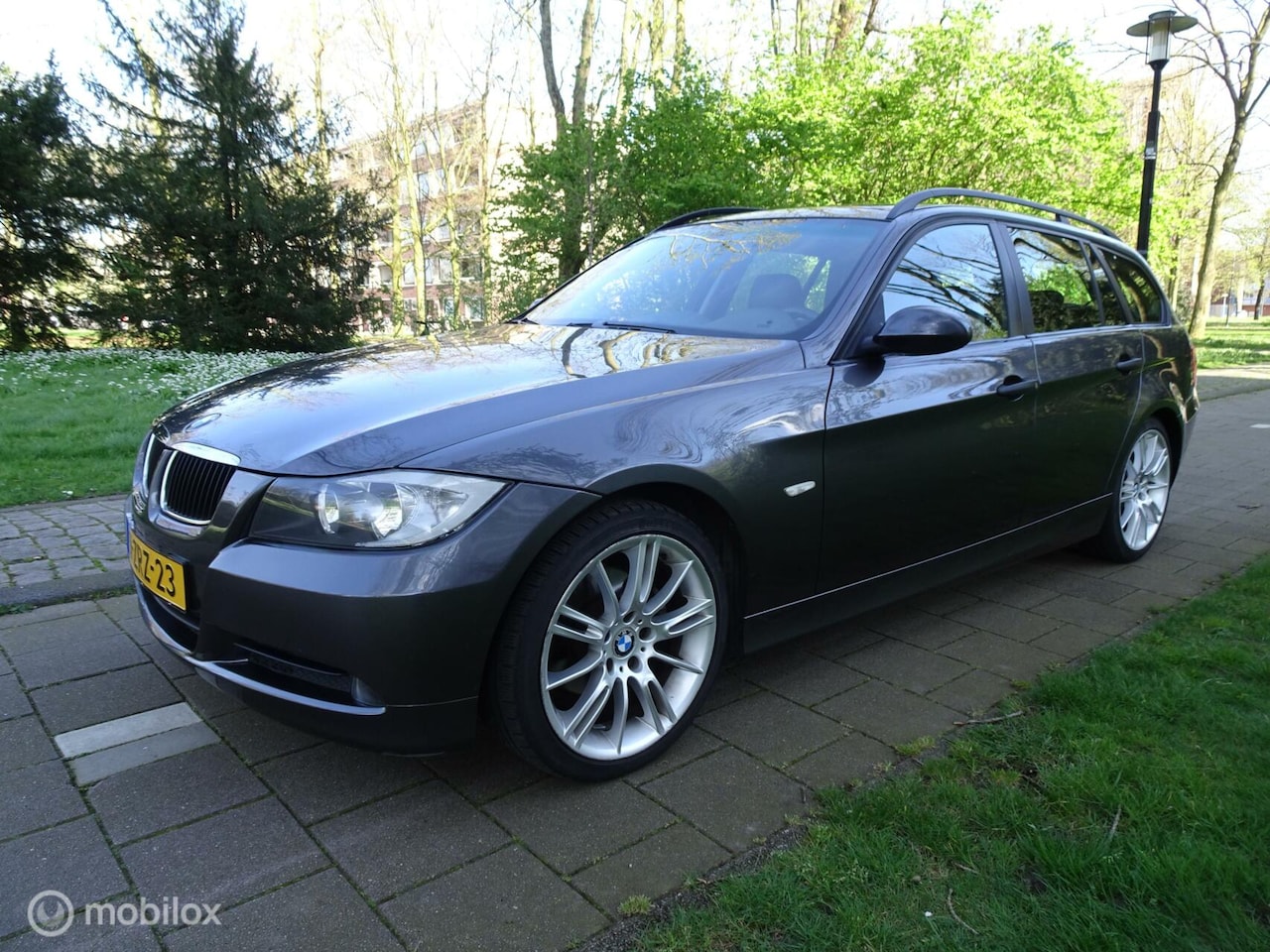 BMW 3-serie Touring - 320i Executive AUTOMAAT|PANORAMA|TREKHAA - AutoWereld.nl