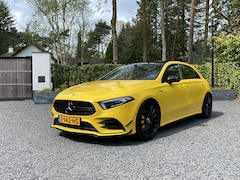 Mercedes-Benz A-klasse - AMG 35 4MATIC Premium Plus *PANO*HUD*SFEERVERLICHTING*BURMESTER*CAMERA*DEALER ONDERHOUDEN