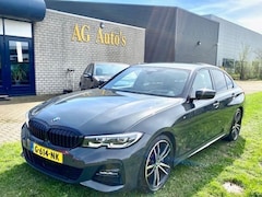 BMW 3-serie - 320i High Executive Edition