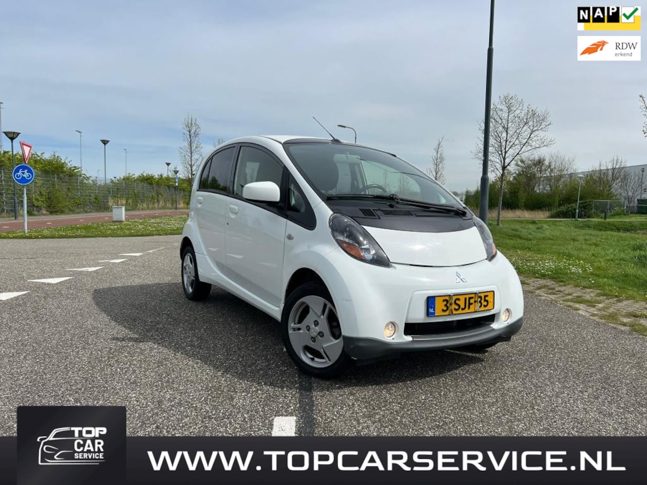 Mitsubishi i-MiEV - 4-peroons 16 kWh - AutoWereld.nl