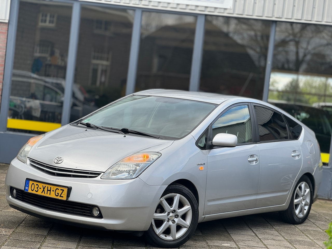 Toyota Prius - 1.5 VVT-i Business Edition | Trekhaak | - AutoWereld.nl