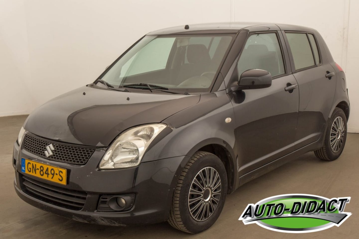 Suzuki Swift - 1.3 Comfort Airco - AutoWereld.nl