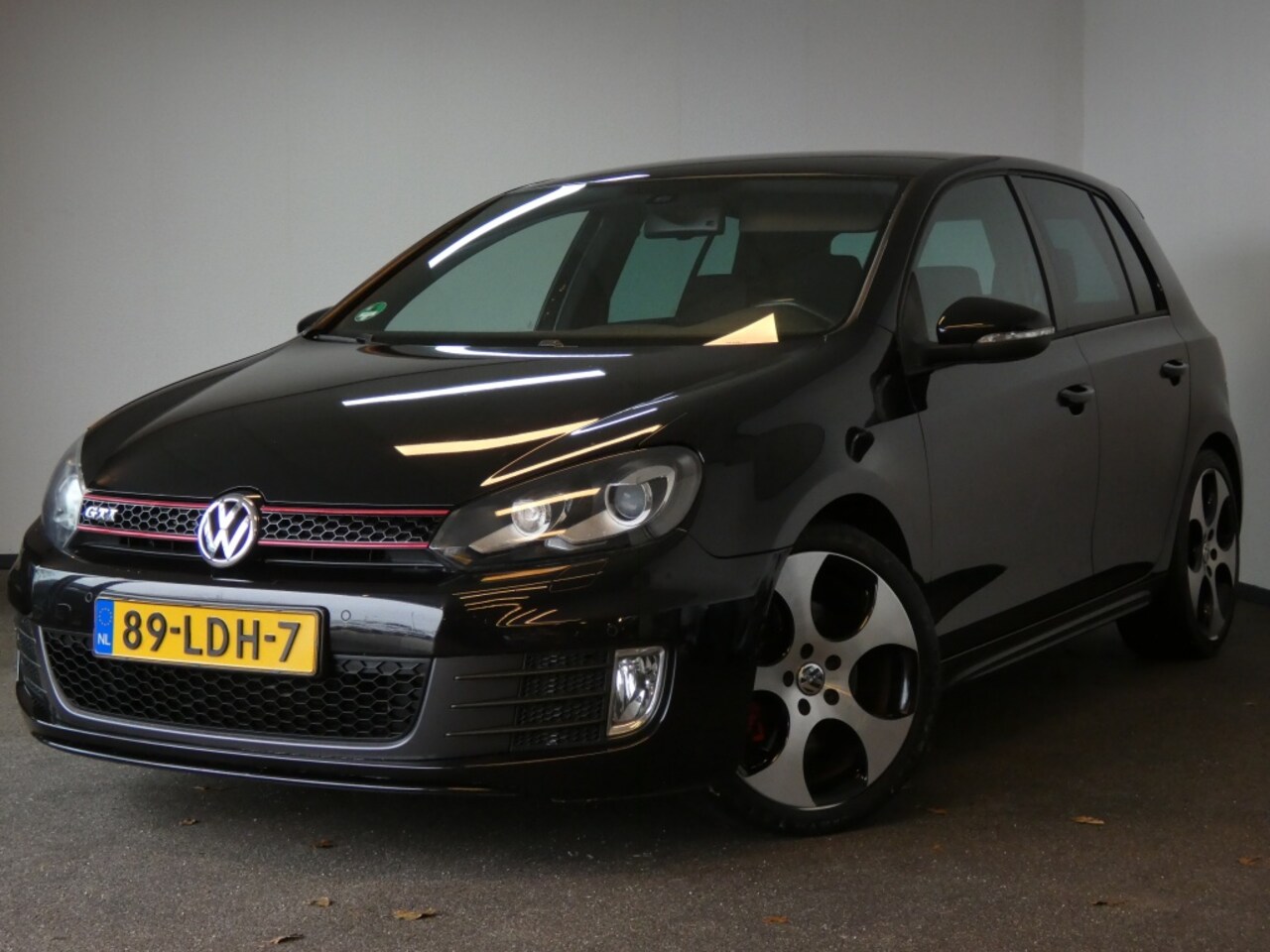 Volkswagen Golf - 2.0 GTI 2.0 GTI - AutoWereld.nl