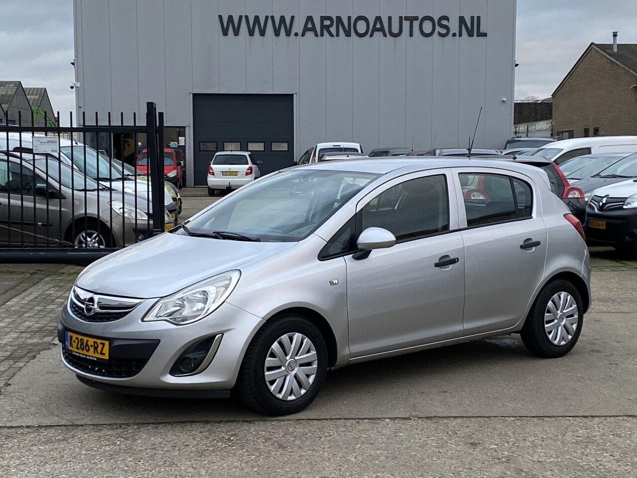 Opel Corsa - 1.2-16V Edition 1.2-16V Edition 5-DEURS, AIRCO, 167.487 KM, STUURBEKRACHTIGING, ELEK-RAMEN, RADIO-CD-MP3-A - AutoWereld.nl