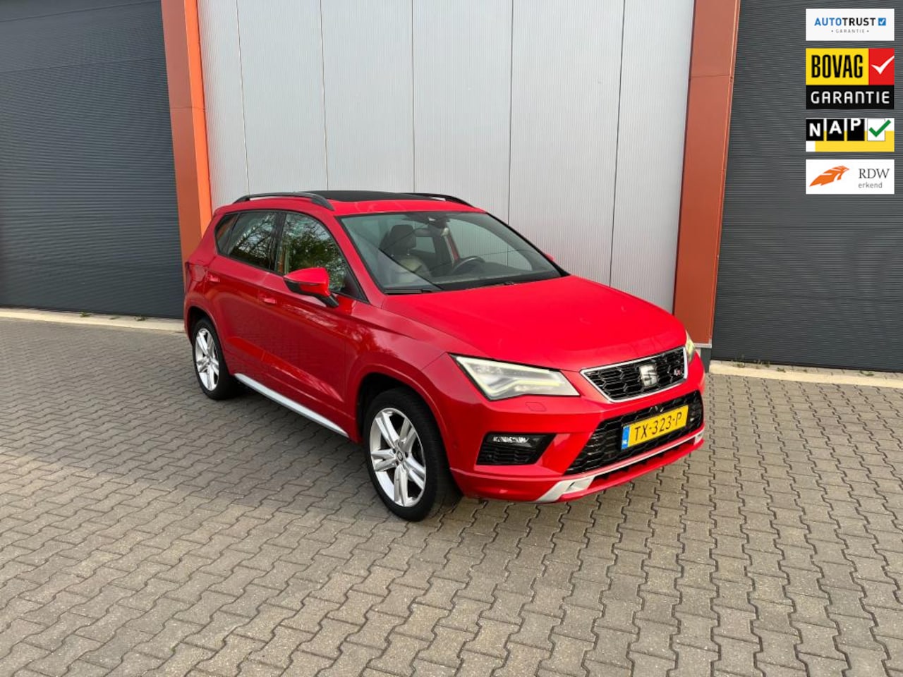 Seat Ateca - 1.5 TSI FR Business Intense | BOMVOL | Pano | Standkachel | Leer | BTW - AutoWereld.nl