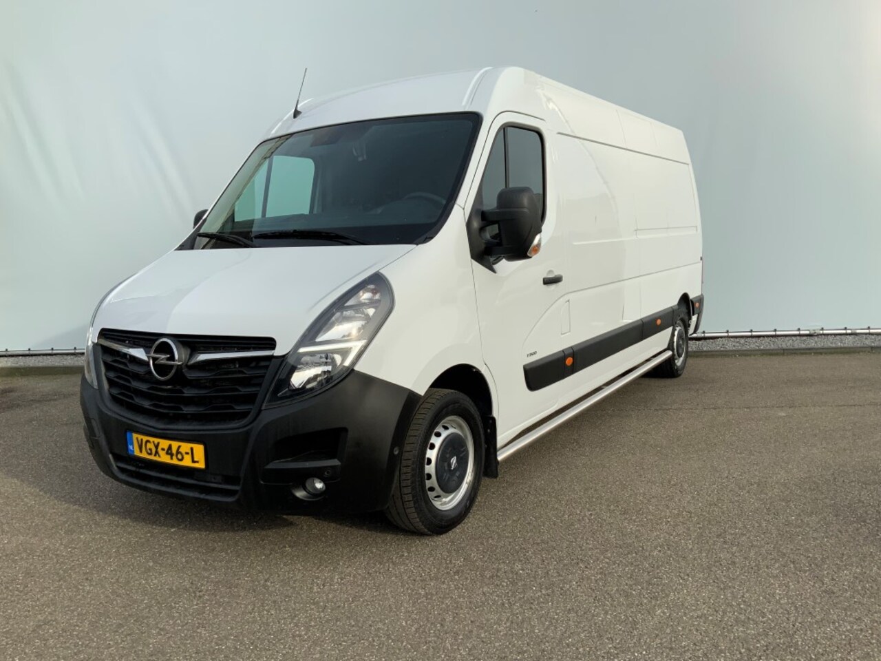 Opel Movano - 2.3 Turbo L2H3 Automaat Airco Navi Camera Cruise Euro 6 - AutoWereld.nl