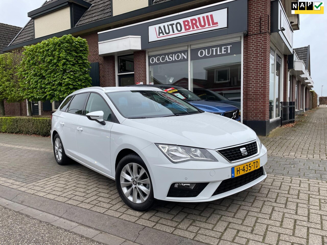 Seat Leon ST - 1.0 TSI Style Ultimate Edition/ Wit metallic /Navi /Camera/ - AutoWereld.nl