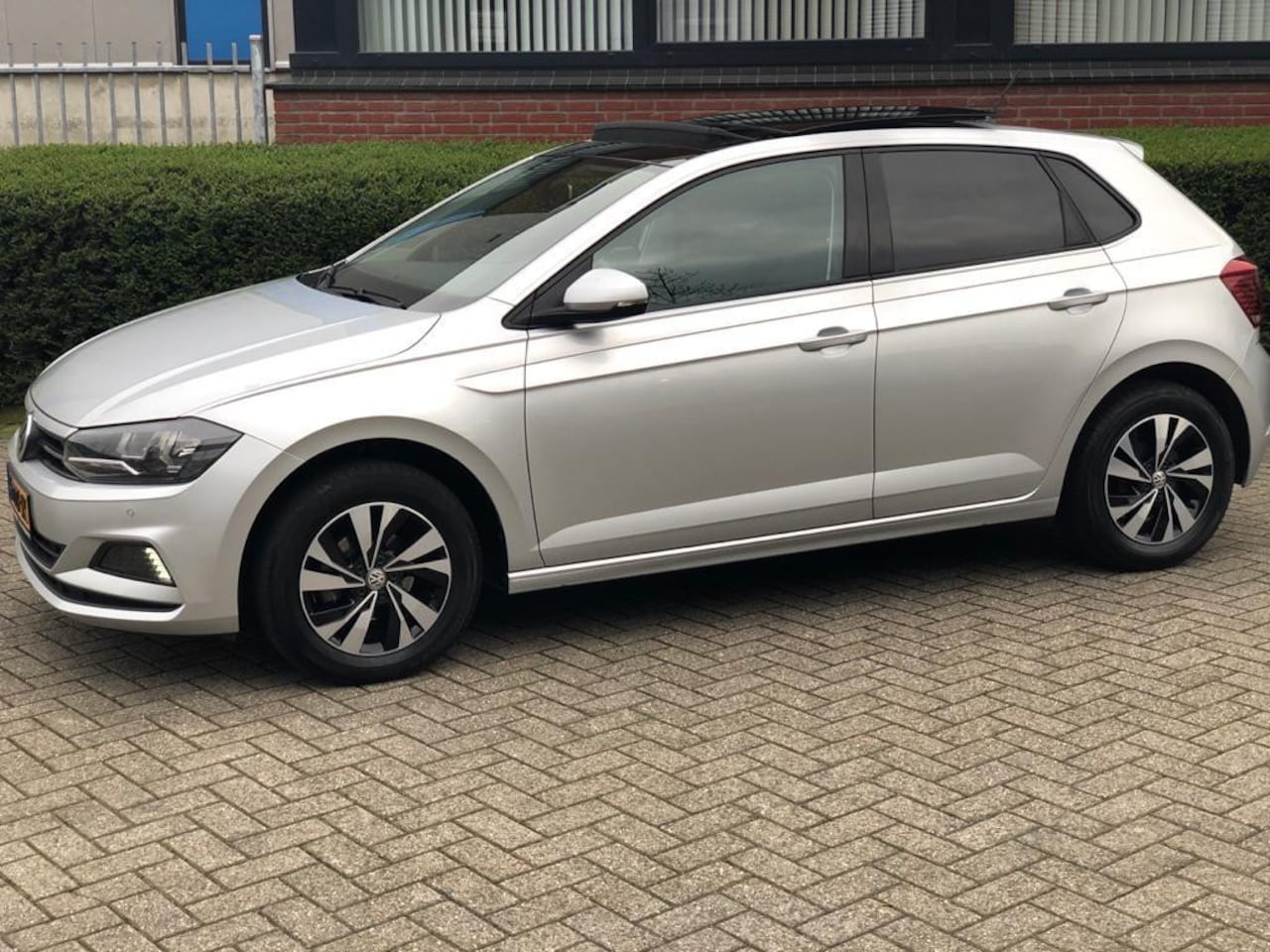 Volkswagen Polo - 1.0 TSI Beats PANORAMA-KEYLESS-GO / INKLAPBARE SPIEGELS - AutoWereld.nl